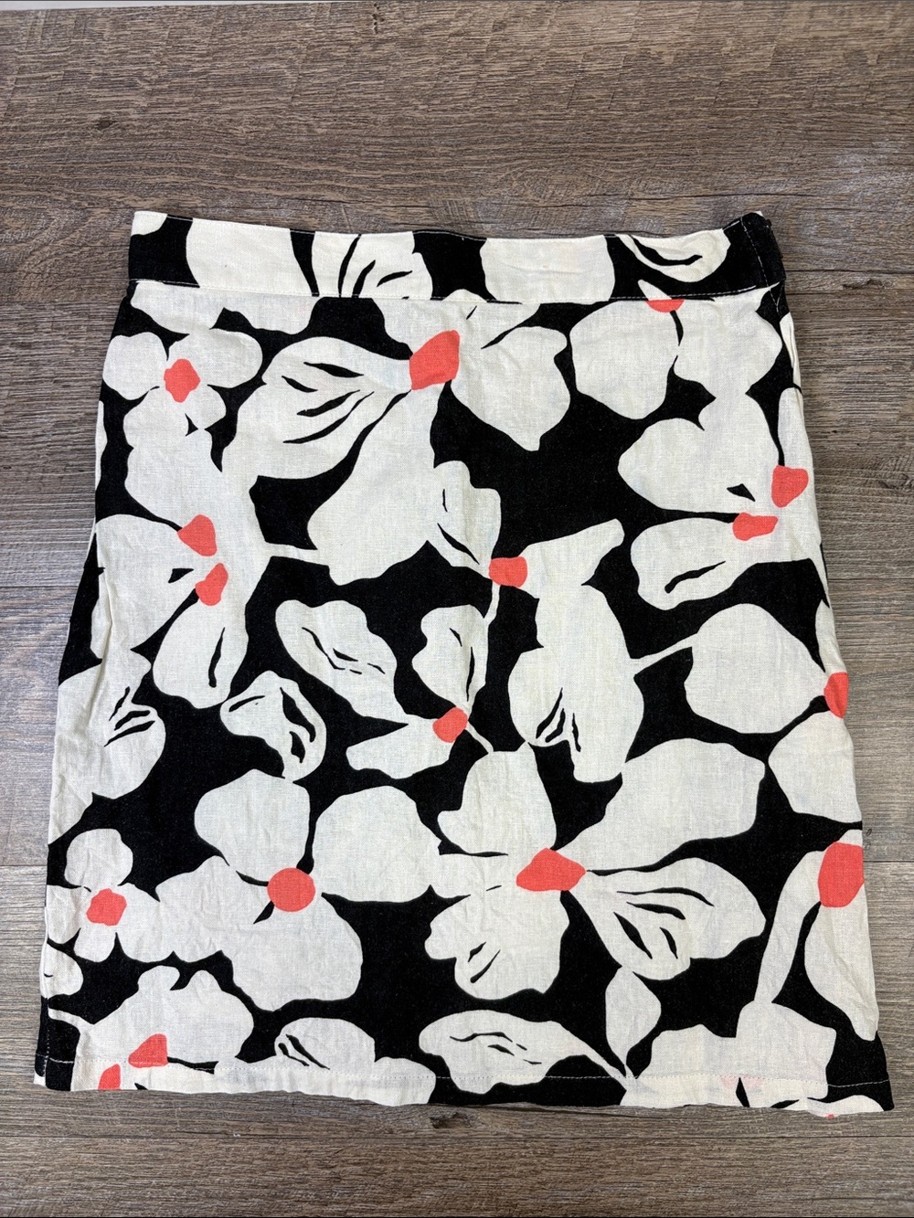 ModCloth Floral Linen Blend Pencil Skirt Black Ivory Size 2
